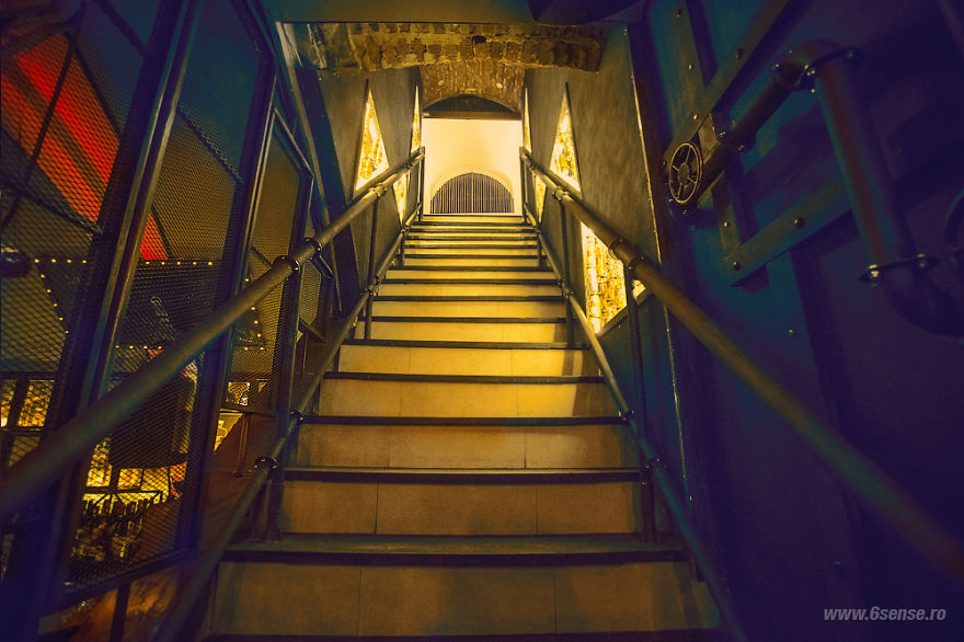 Steampunk Submarine-Themed Pub In Romania