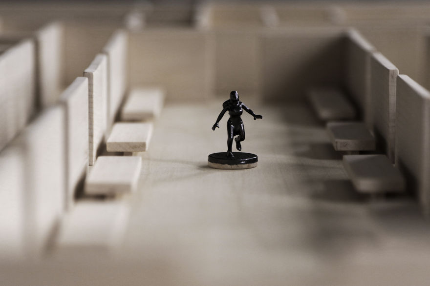 Labyrinth Table: I Created A Maze Table With Movable Magnet Figures Inside Labyrinth Table: I Created A Maze Table With Movable Magnet Figures Inside