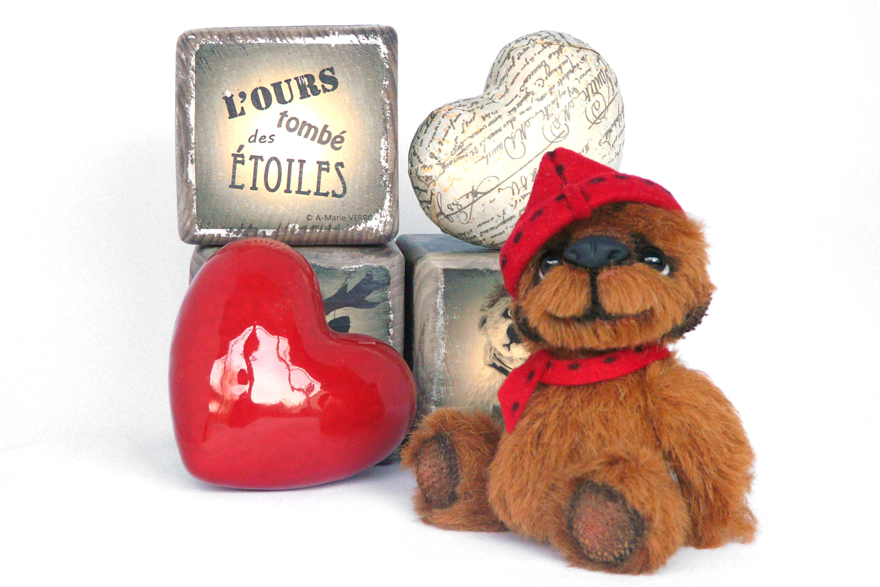 Self-taught French Artist Creates Wistful Yet Heartwarming Creatures Fallen From The Stars