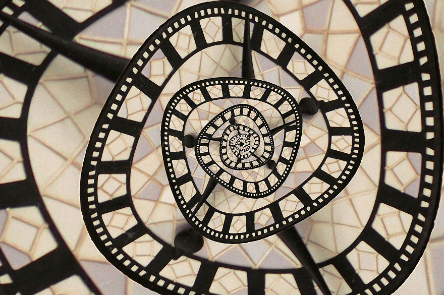 The Droste Effect. Fun With Recursive Algorithms. The Droste Effect. Fun With Recursive Algorithms.