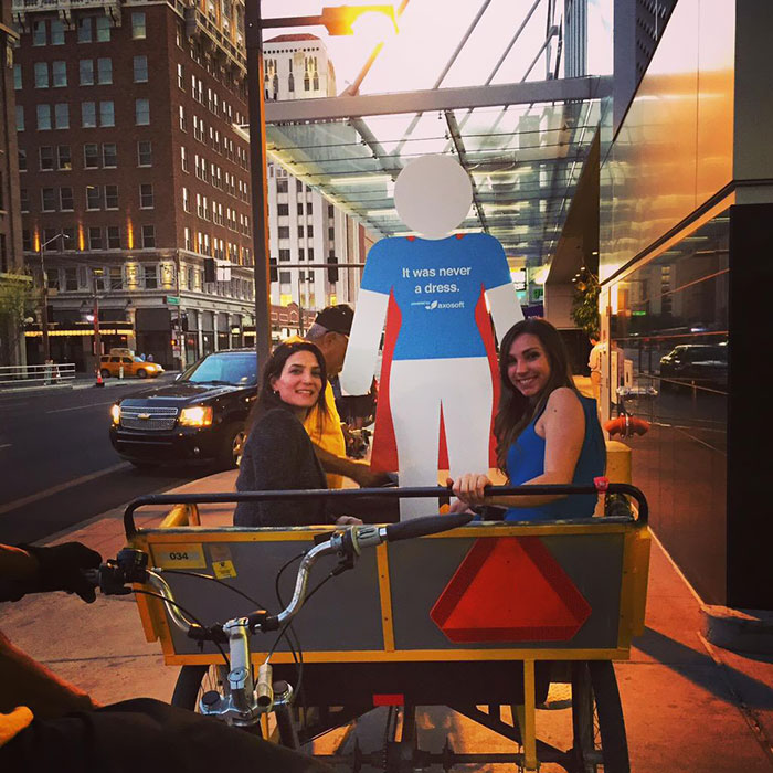 bathroom-sign-gender-equality-it-was-never-a-dress-tania-katan-3 bathroom-sign-gender-equality-it-was-never-a-dress-tania-katan-3