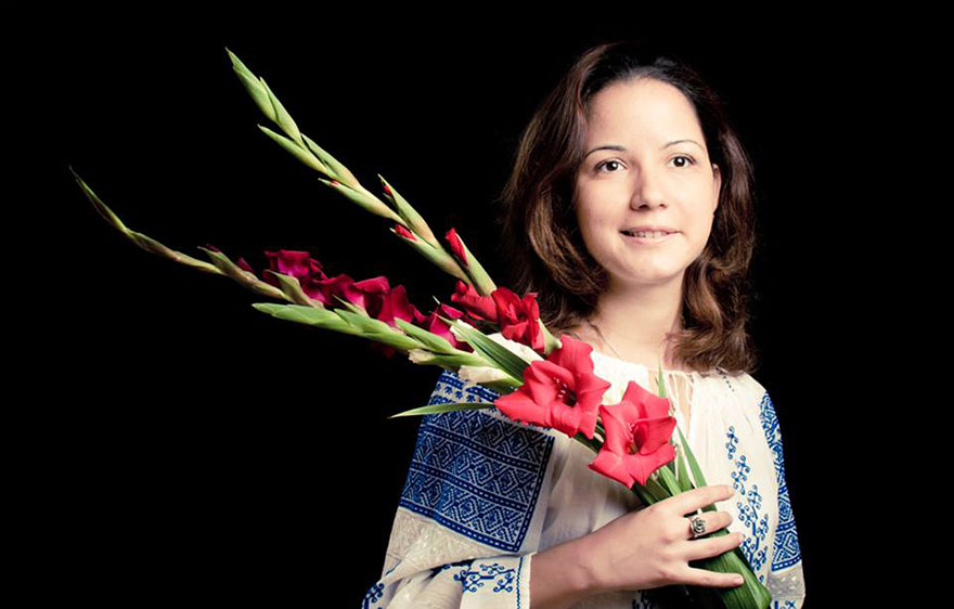 beauty-blind-girls-simona-cristea-adela-vrinceanu-2 beauty-blind-girls-simona-cristea-adela-vrinceanu-2