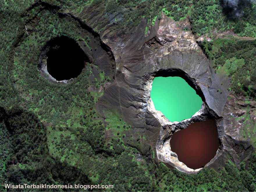 Danau Kelimutu, Nusa Tenggara Timur, Indonesia