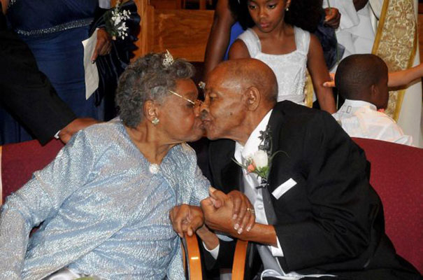 85-year-old Couple Remarries After 48 Years Of Divorce