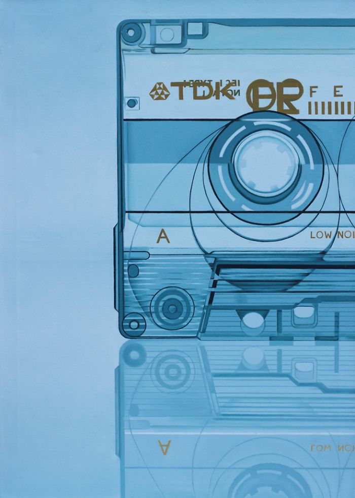 Polish Painter Patrycja Warzeszka Captures Old Devices We Know From Our Childhood