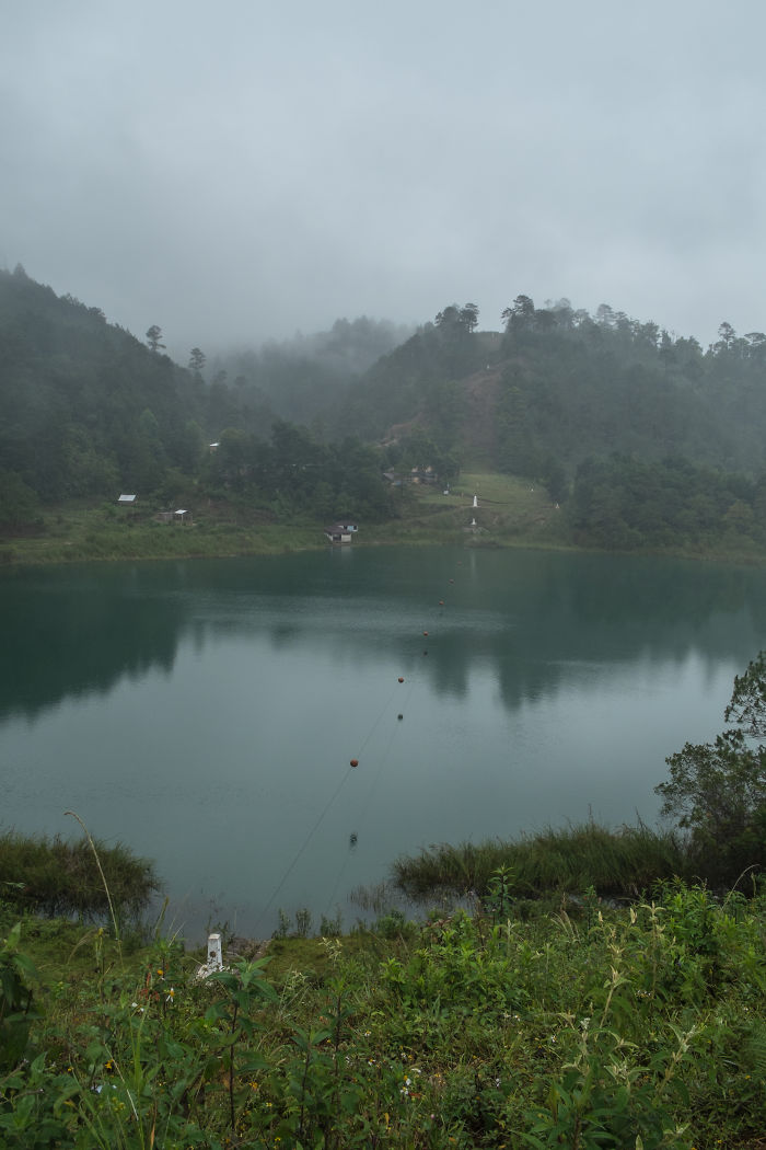 "lago Internacional" Between Mexico And Guatemala