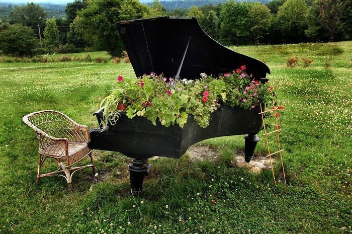 Piano Garden