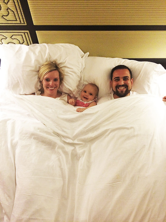 sad-vacation-guy-has-fun-wife-baby-puerto-rico-2 sad-vacation-guy-has-fun-wife-baby-puerto-rico-2