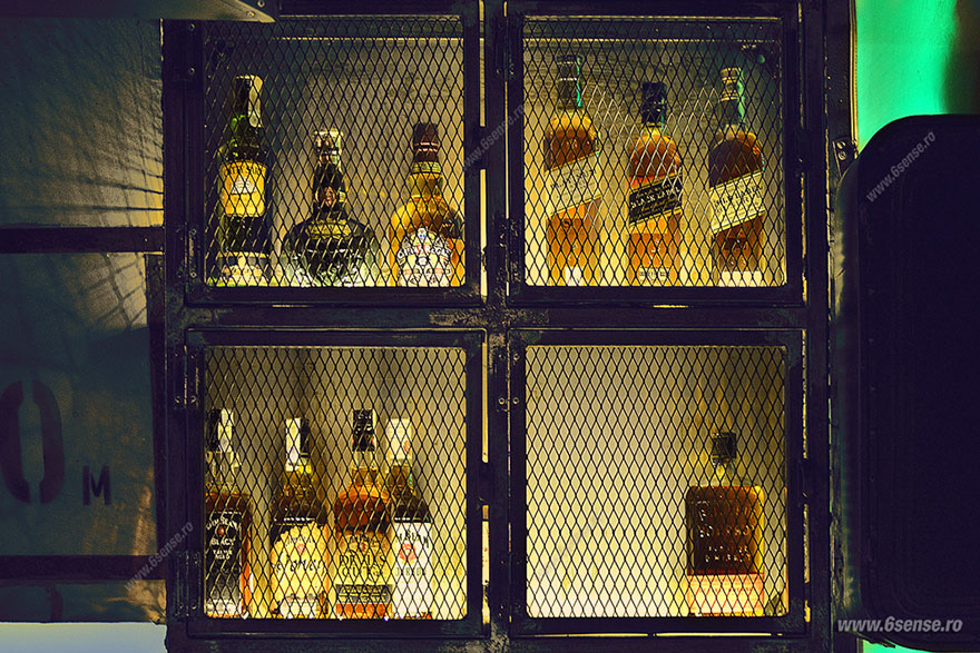 submarine-pub-steampunk-design-6th-sense-interiors-4