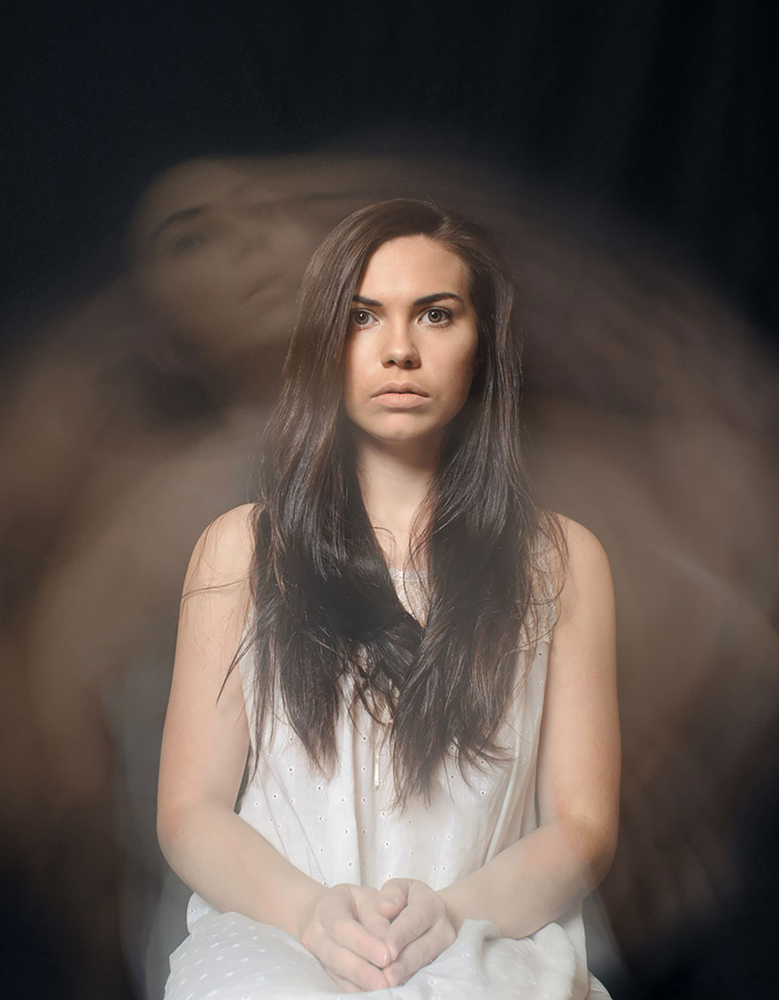 How It Feels To Have An Anxiety Disorder Explained In 12 Self Portraits