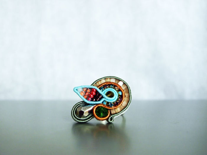 10 Fresh Jewels I Made With Threads