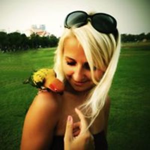 zuza_ullrichova avatar