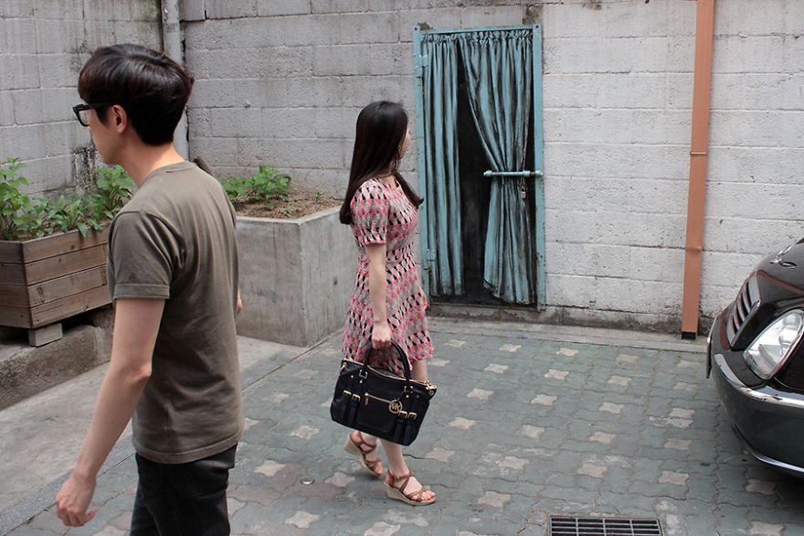 Asia’s Social And Political Issues Through The Eyes Of Pejac Asia’s Social And Political Issues Through The Eyes Of Pejac