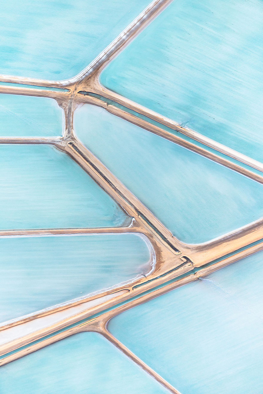 Blue Salt Fields In Australia Look Like Paintings From Above