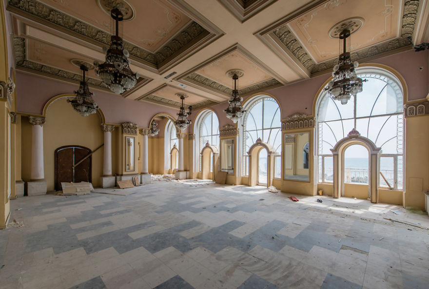 This Abandoned Casino Which Was Once The Most Magnificent Building In Romania Is Renovated