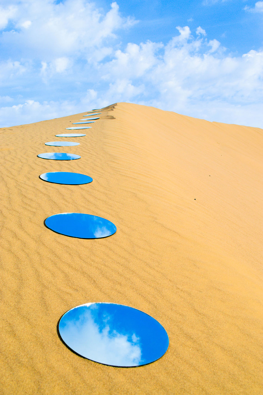 I Create Mirror Installations On Deserts And Pathways In Iran