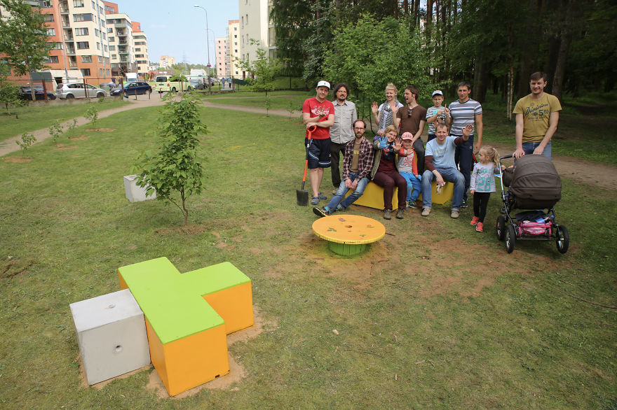 Tetris-inspired Urban Furniture Turns Public Spaces Into Playgrounds