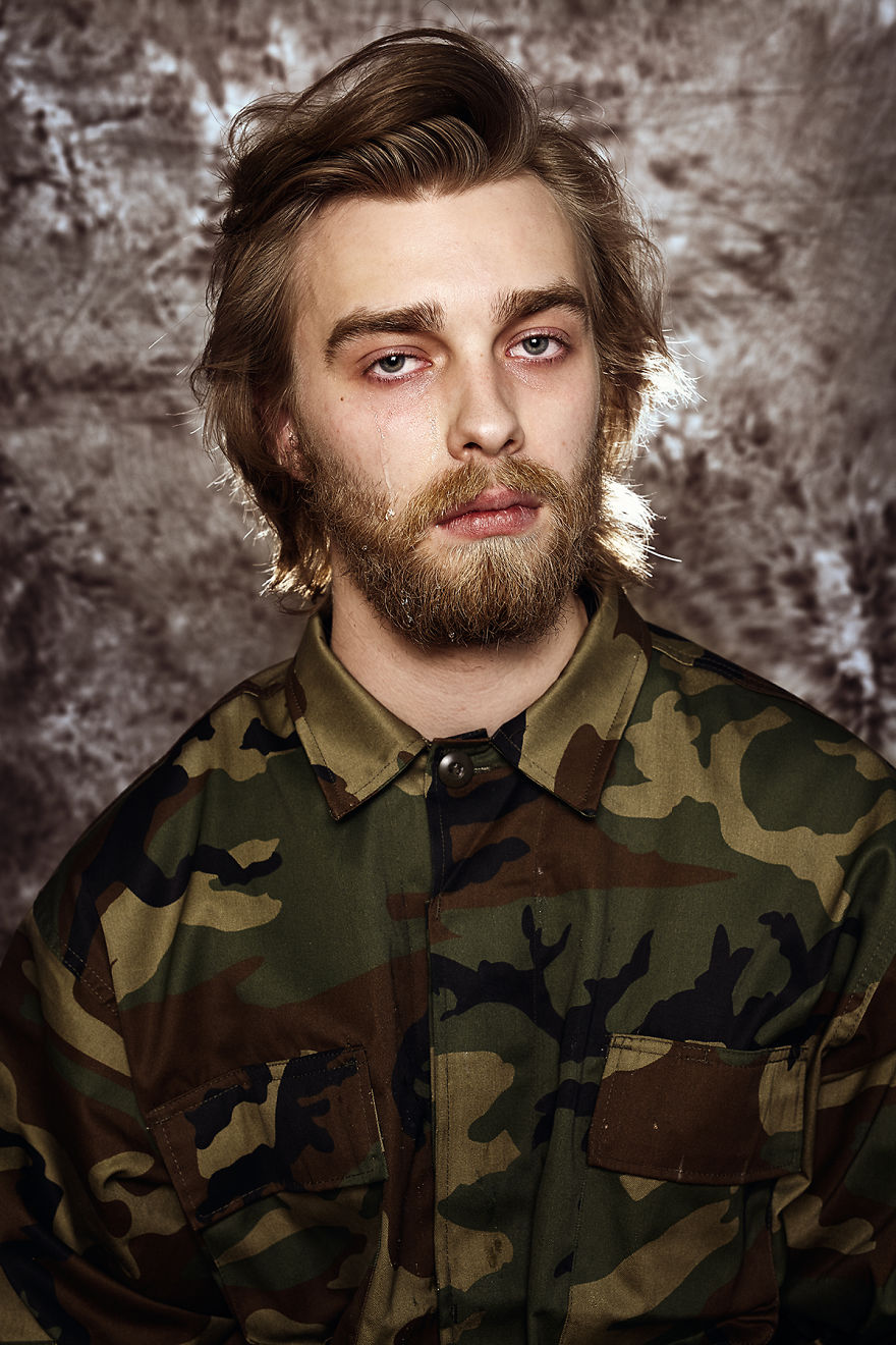 14 Powerful Portraits Of Men Reacting To New Mandatory Army Draft In Lithuania