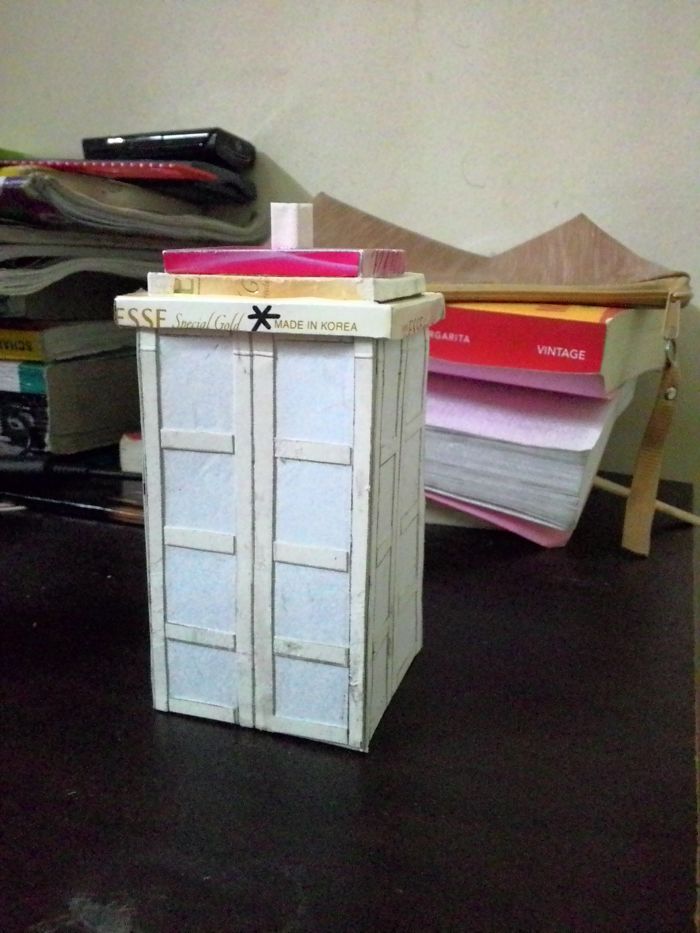 T.a.r.d.i.s.: My Little Doctor-who Time-traveling Machine Made Of Cigarette Boxes T.a.r.d.i.s.: My Little Doctor-who Time-traveling Machine Made Of Cigarette Boxes