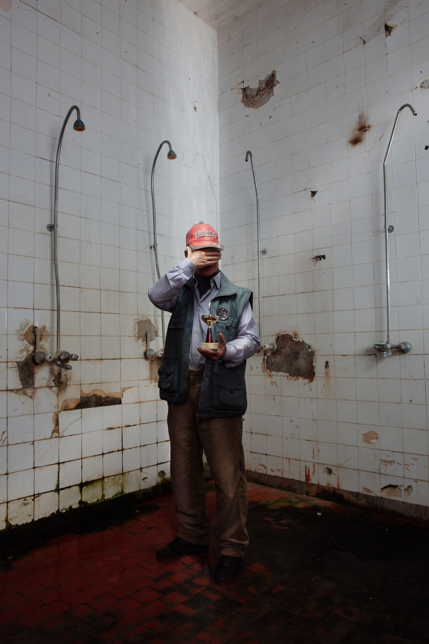 Portraits Of Shame: Terrible Conditions Of Professional Sportsmen's Training In Bulgaria Portraits Of Shame: Terrible Conditions Of Professional Sportsmen's Training In Bulgaria