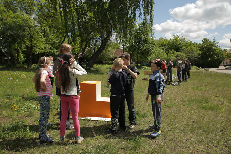 Tetris-inspired Urban Furniture Turns Public Spaces Into Playgrounds Tetris-inspired Urban Furniture Turns Public Spaces Into Playgrounds