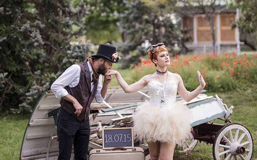 Steampunk Wedding Inspired By Alice In Wonderland Steampunk Wedding Inspired By Alice In Wonderland