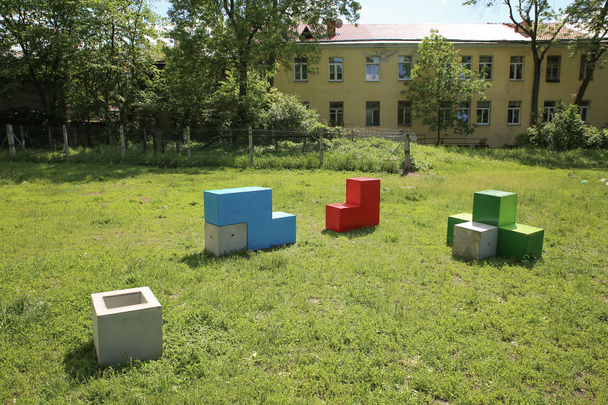 Tetris-inspired Urban Furniture Turns Public Spaces Into Playgrounds