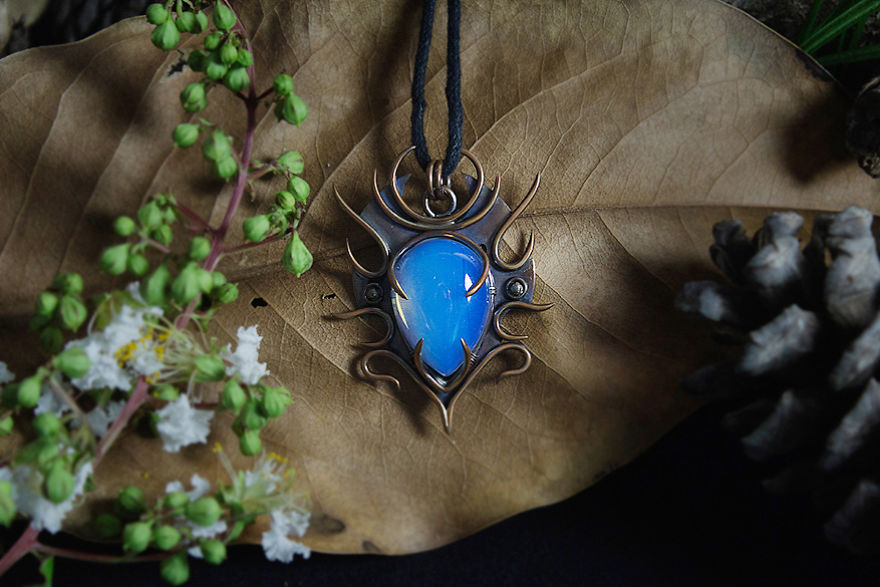 Game Of Thrones Inspired Jewelry Made Out Of Scrap Metal