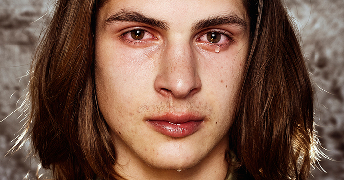 14 Powerful Portraits Of Men Reacting To New Mandatory Army Draft In Lithuania