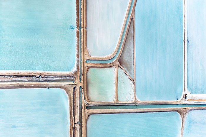 Blue Salt Fields In Australia Look Like Paintings From Above