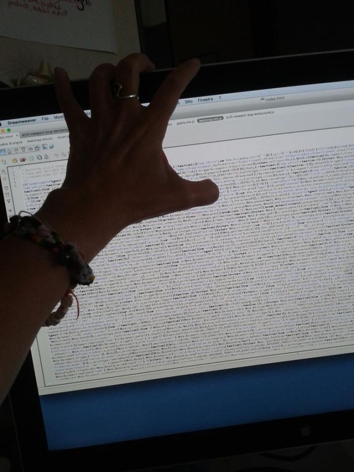 I'm Not A Scientist But I Cry Because Mr Hunt Doesn't Love Me Due My Outfit (and The Code Too)