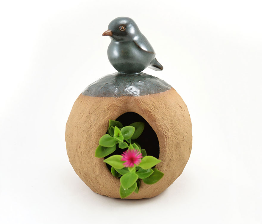 Adorable Little Animal Planters That Will Protect Your Plants Adorable Little Animal Planters That Will Protect Your Plants