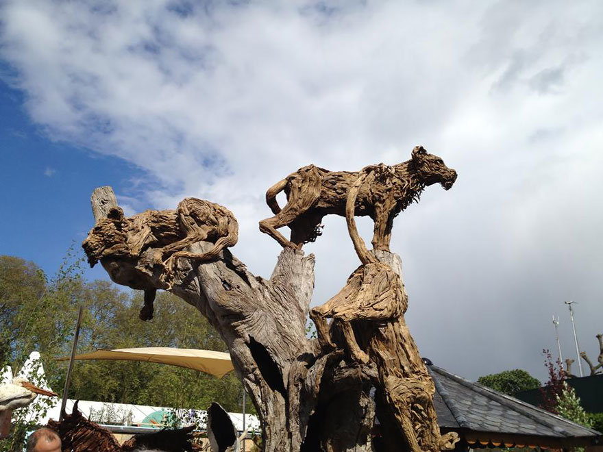 driftwood-animal-sculptures-jame-doran-webb-1 driftwood-animal-sculptures-jame-doran-webb-1
