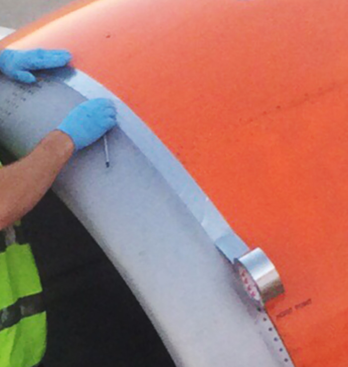 easyjet-airplane-speed-tape-600mph-adam-wood-tweet-4 easyjet-airplane-speed-tape-600mph-adam-wood-tweet-4