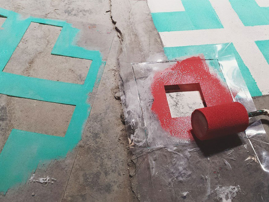 graffiti-spray-paint-tile-pattern-floor-installations-javier-de-riba-4 graffiti-spray-paint-tile-pattern-floor-installations-javier-de-riba-4