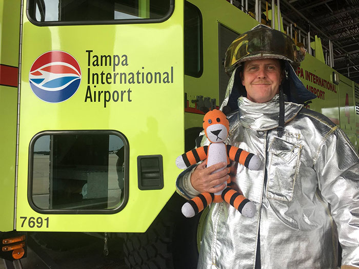 hobbes-stuffed-animal-lost-airport-tampa-international-owen-lake-5 hobbes-stuffed-animal-lost-airport-tampa-international-owen-lake-5