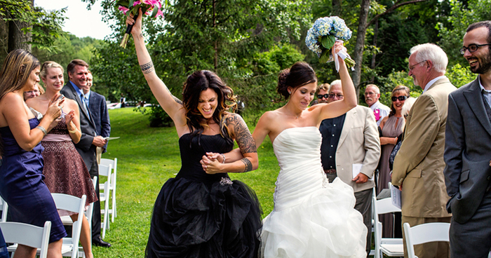 90 Beautiful Same Sex Wedding Photos Show That Love Knows No Boundaries