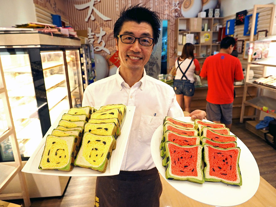 square-watermelon-bread-jimmys-bakery-taiwan-4 square-watermelon-bread-jimmys-bakery-taiwan-4