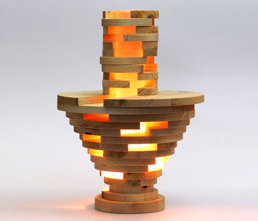 DIY Shape-Shifting Lamp That You Can Flip, Swirl And Arrange However You Want DIY Shape-Shifting Lamp That You Can Flip, Swirl And Arrange However You Want