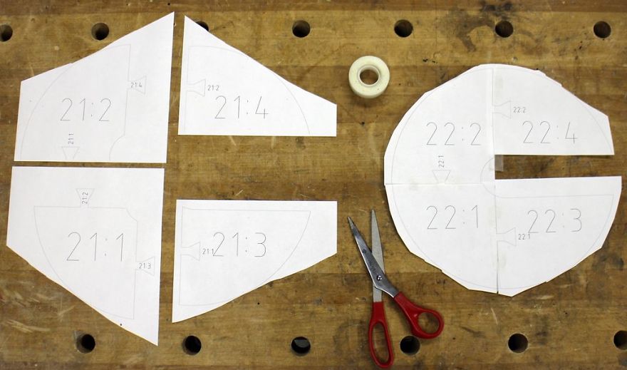 DIY Shape-Shifting Lamp That You Can Flip, Swirl And Arrange However You Want