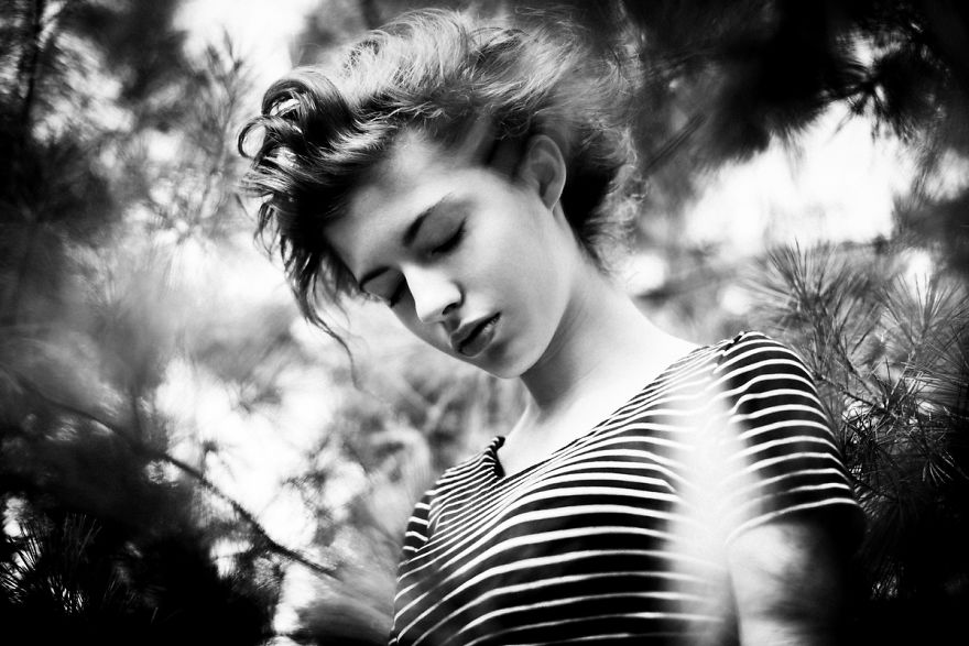 I Photograph Beautiful Women With Their Eyes Shut I Photograph Beautiful Women With Their Eyes Shut