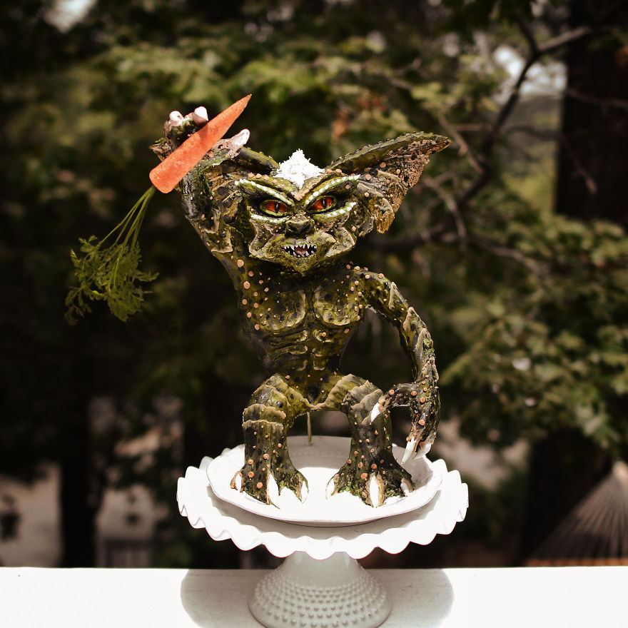 I Made A Gremlins Cake!