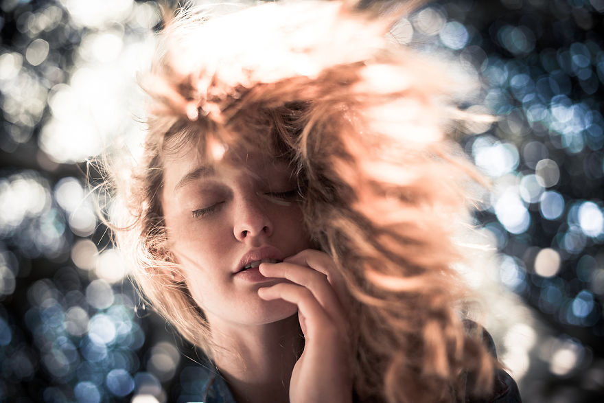 I Photograph Beautiful Women With Their Eyes Shut I Photograph Beautiful Women With Their Eyes Shut