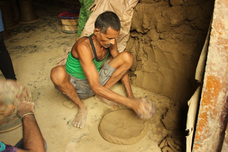 Keeping The Tradition Of Pottery Alive In Delhi