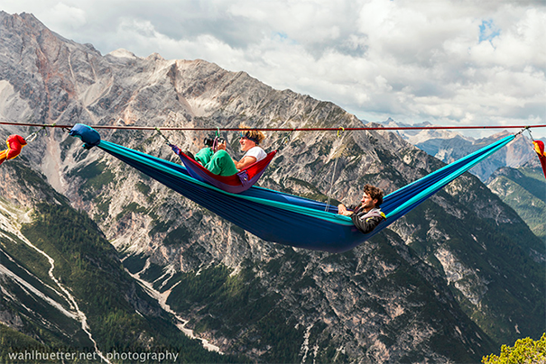 20 Crazy Places People Hang Out In Hammocks 20 Crazy Places People Hang Out In Hammocks