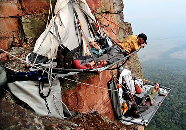 20 Crazy Places People Hang Out In Hammocks 20 Crazy Places People Hang Out In Hammocks