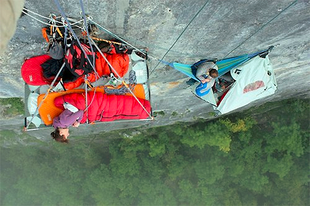 20 Crazy Places People Hang Out In Hammocks 20 Crazy Places People Hang Out In Hammocks