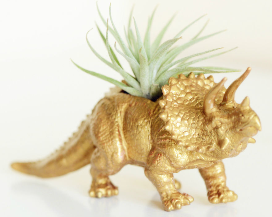 Create Your Own Jurassic Park With Dinosaurs As Plant Holders Create Your Own Jurassic Park With Dinosaurs As Plant Holders
