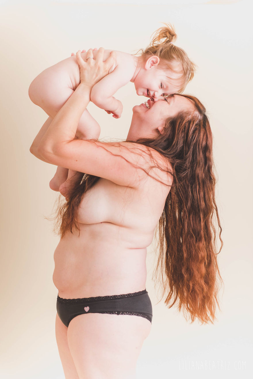 I Photograph Women's Bodies After They've Given Birth To Show What Motherhood Really Looks Like