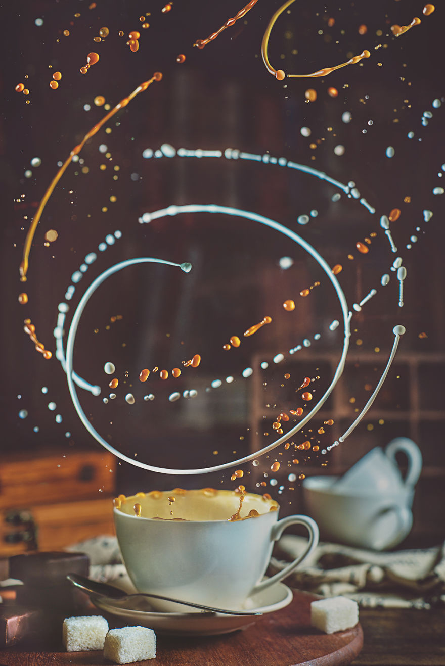 How To Shoot Twisted Splashes Of Drinks